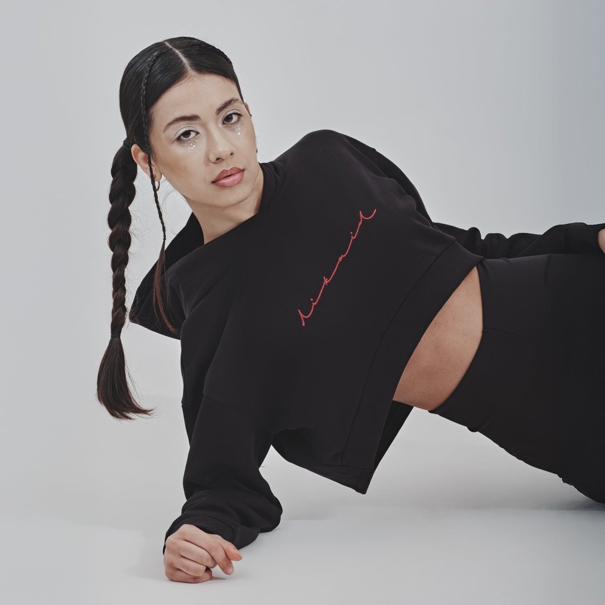 cX - 04 CROPPED HOODIE - Dikaid