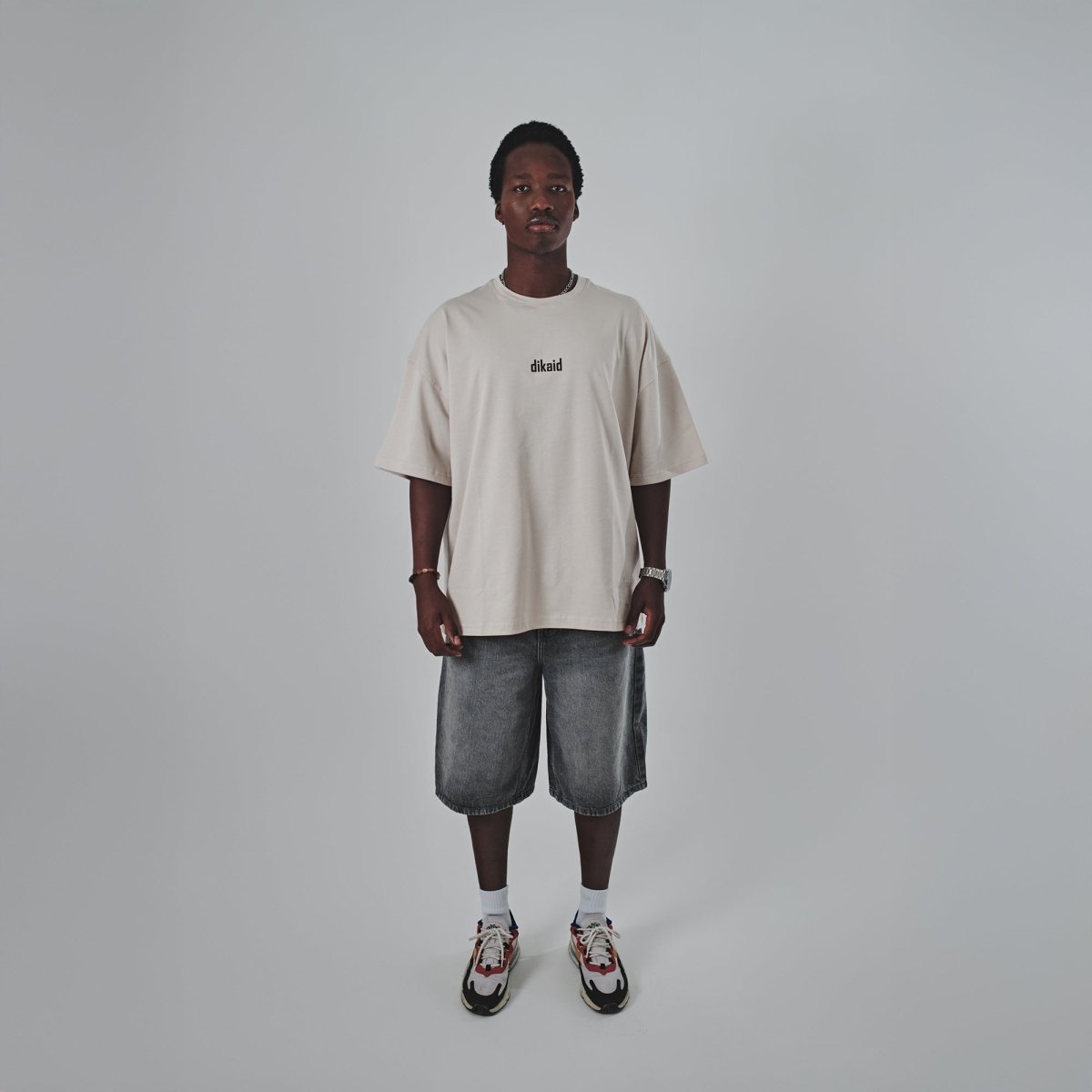 BG - 04 TEE | Dikaid