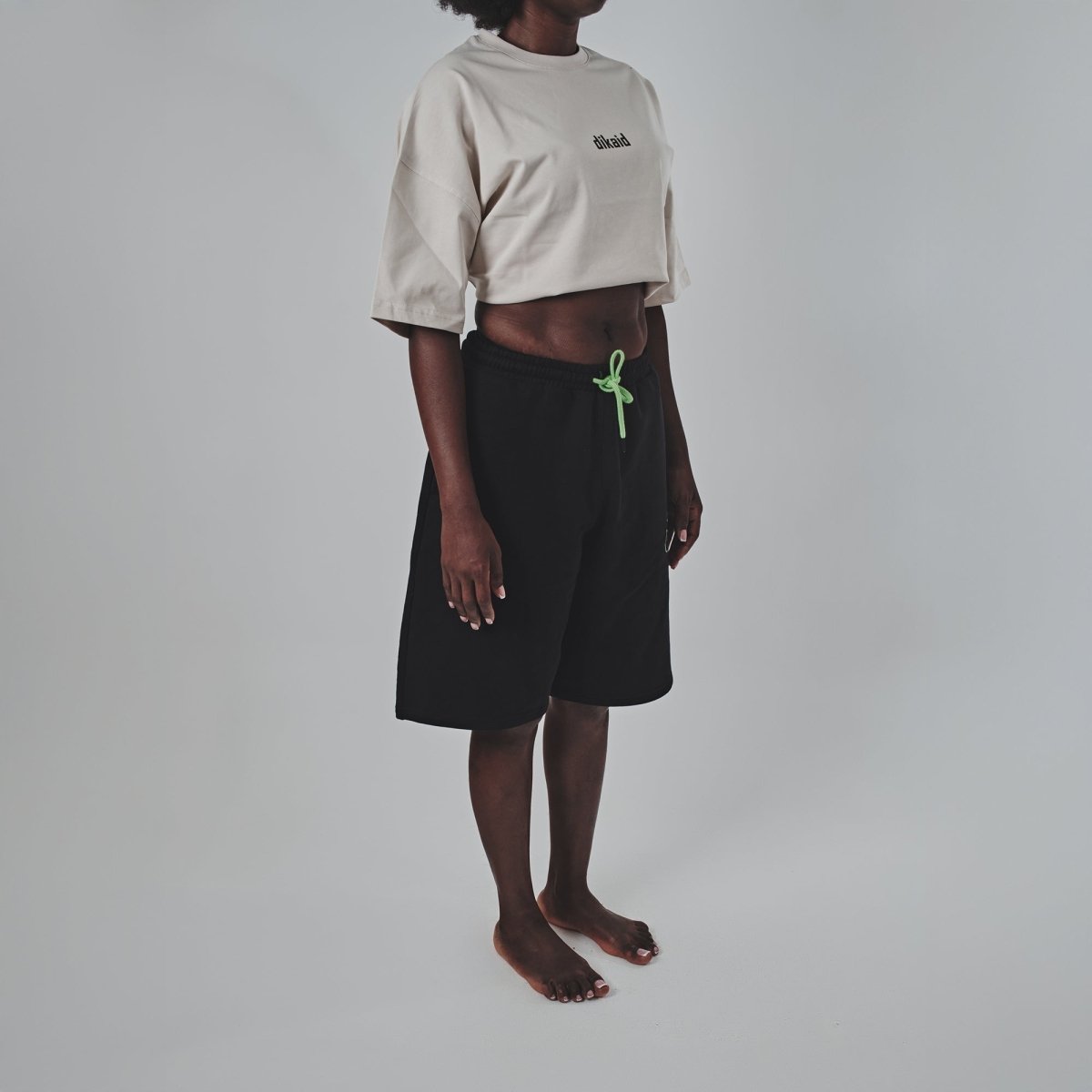 WOMEN SHORTS 001 | Dikaid