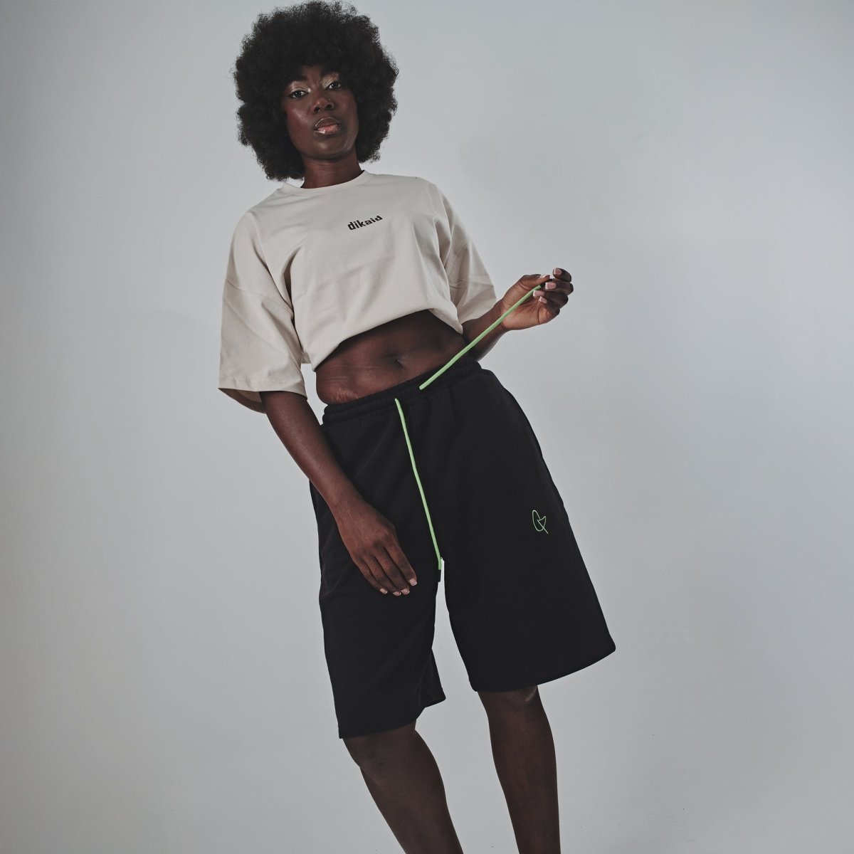 WOMEN SHORTS 001 | Dikaid