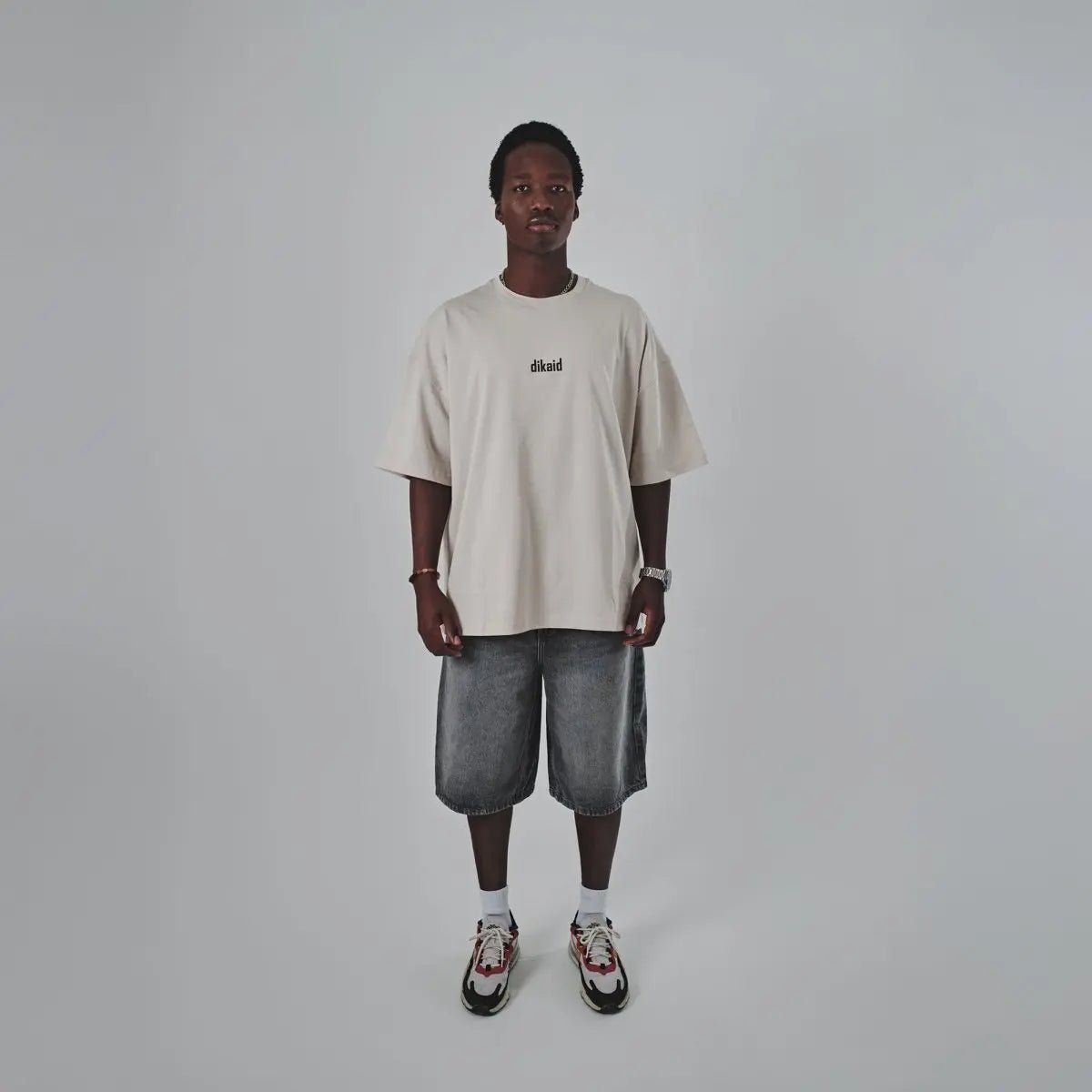 BG - 04 TEE | Dikaid