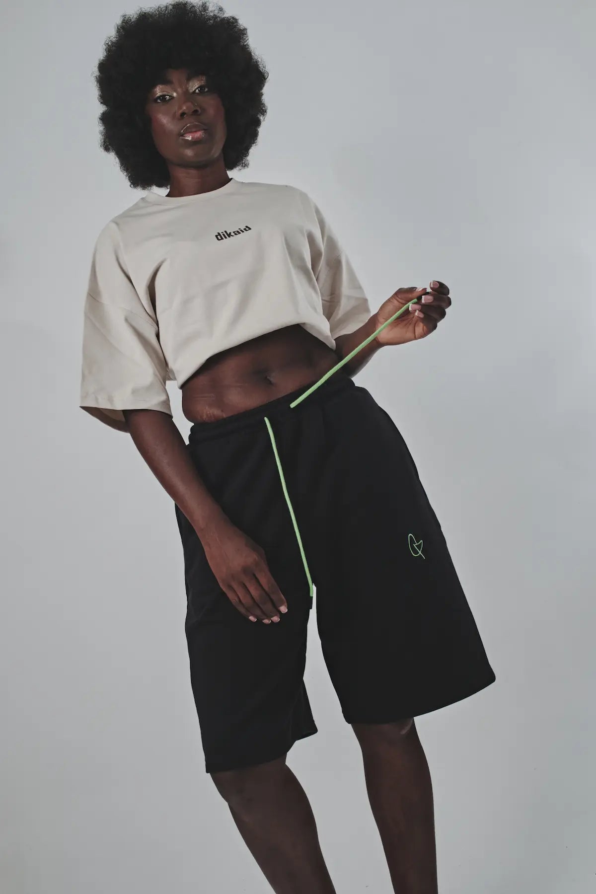 Siyah Oversize Bol Tasarım Şort Oversize Giyim |  Dikaid